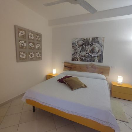 Casa Del Poggio Barone - Limone Villa Rodi Eksteriør billede